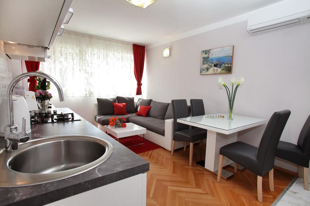 Apartment Grga สปลิท ภายนอก รูปภาพ